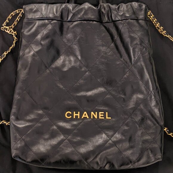 CHANEL Handbags - Chanel 22 Backpack - Black